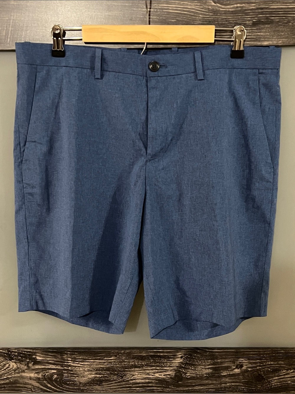 Perry Ellis Blue Flat-Front Shorts